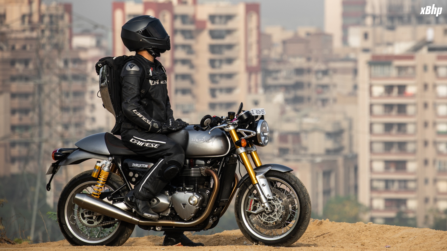 Triumph S Delightful Cafe Racer Thruxton 1200r Reviewed Xbhp Com The Global Indian Biking Community