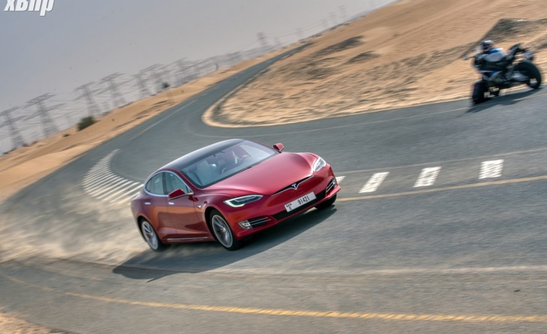 Electric Vs Ice Tesla Model S P100d Pitted Against The Bmw